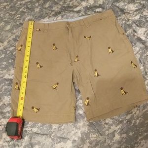 Embroidered puppy shorts. Cremieux size 36